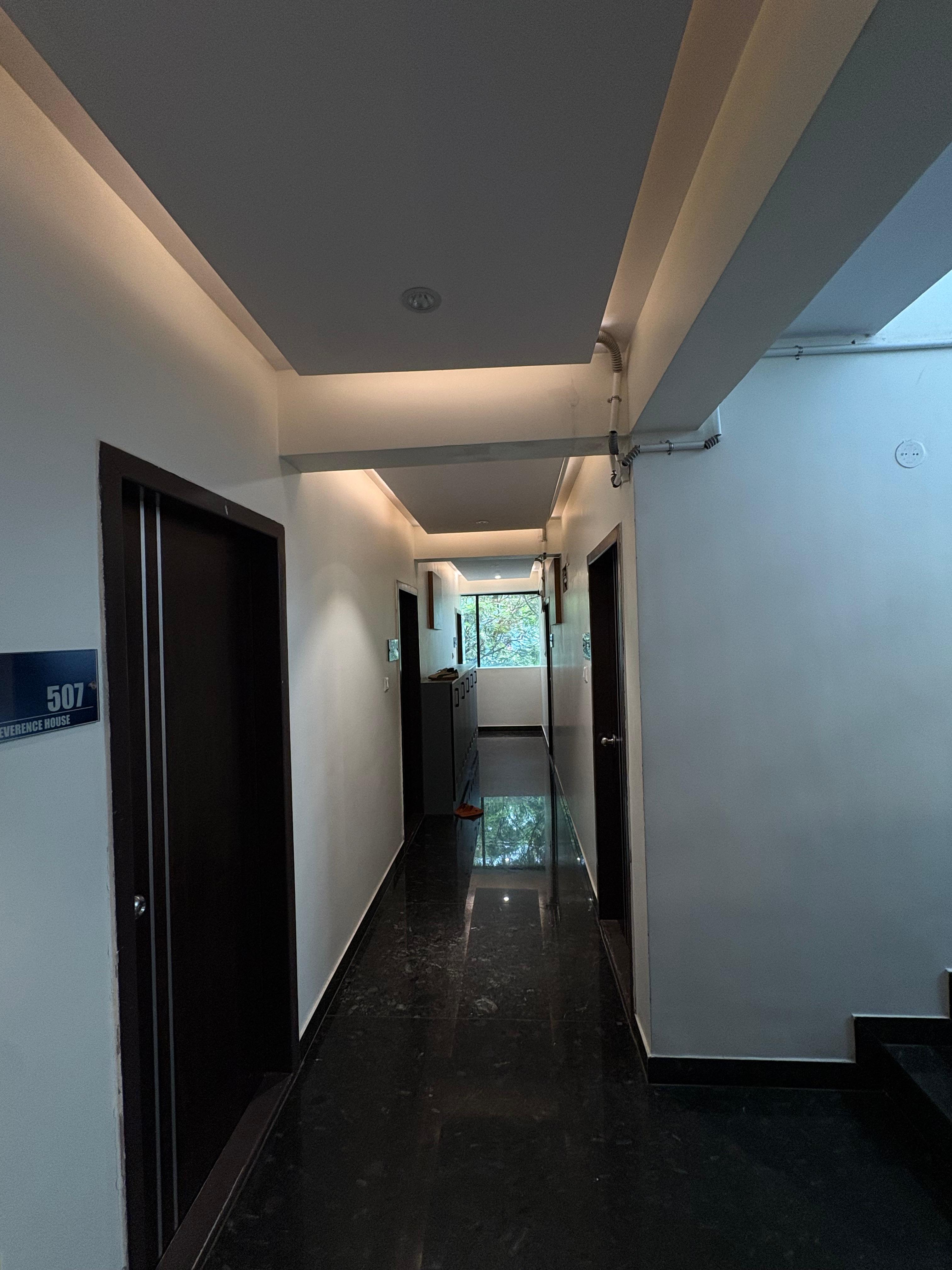 Reverence House — photo 10